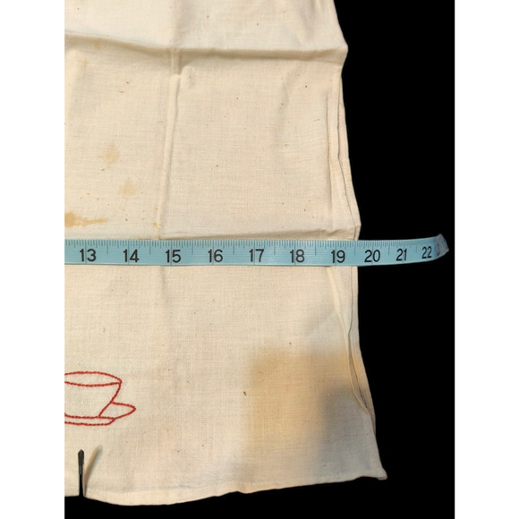 4 Vintage Hand Embroidered Tea Towels - Picture 8 of 14